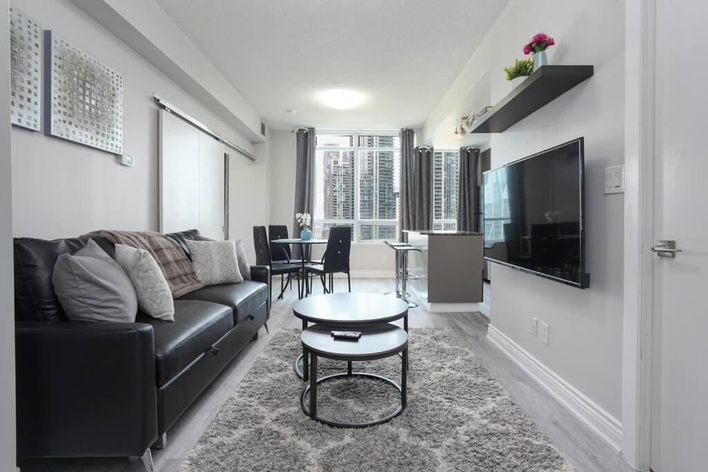 1504 Brand New Best Location 1Br Den With Amazing View Toronto Exteriör bild