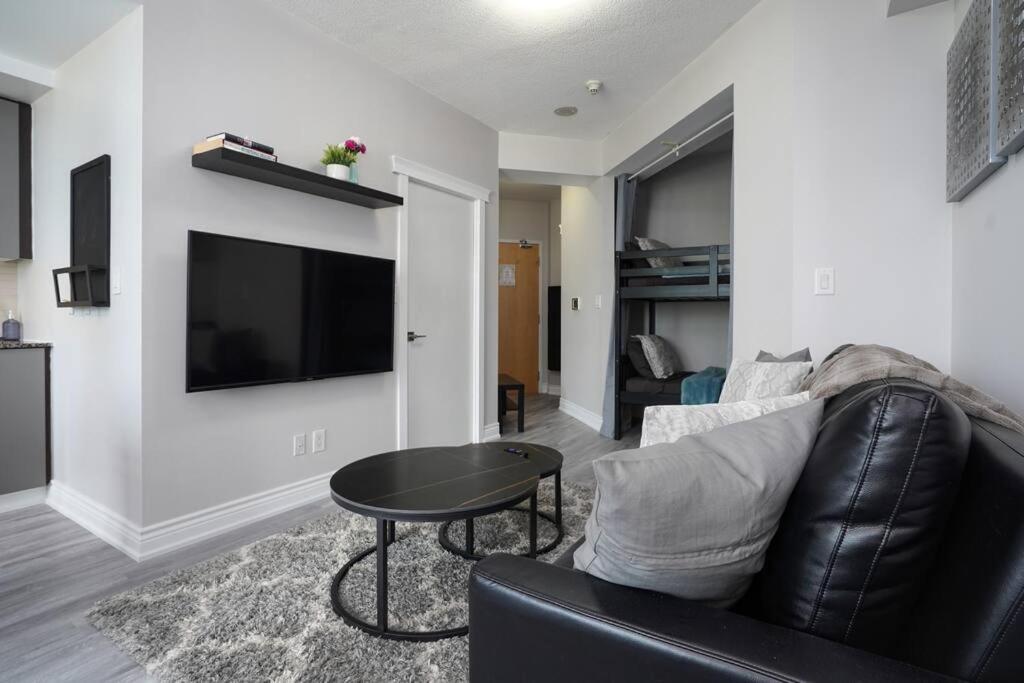 1504 Brand New Best Location 1Br Den With Amazing View Toronto Exteriör bild